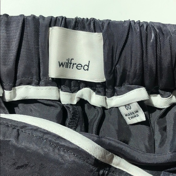 Brand new Aritzia Wilfred pant - Picture 4 of 7